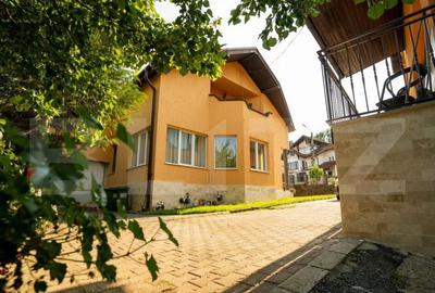 Casa de inchiriat, 3 camere, 180 mp, zona-ultracentrala - 11