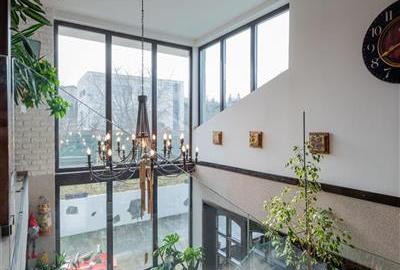 Casă individuală cu 7 camere cu Canalizare în Bucium - 27