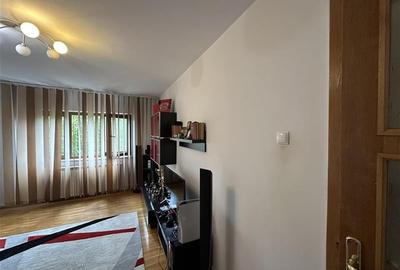 Mobilat si utilat la etajul 2 cu 2 bai - 2
