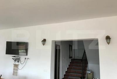 Casă cu 1 camere cu Teren 1500 Mp în Central - 4