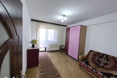 Apartament cu 3 camere în Podu Roș - 5