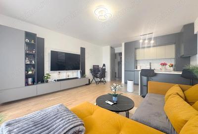 Apartament cu 2 camere semidecomandat, mobilat în Sud