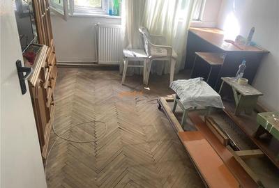 Apartament 3 camere , zona Gara, et 2/4 , centrala termica i - 1