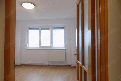 Apartament cu 3 camere decomandat în Viziru 3 - 3