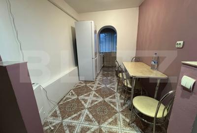 Apartament cu 3 camere de inchiriat, zona Bradet - 5