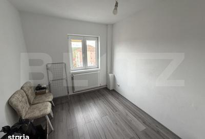 Apartament cu 3 camere decomandat în Central - 9