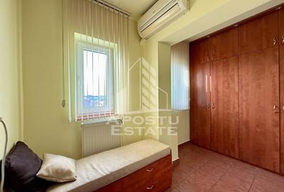Casă cu 5 camere cu Canalizare în Fratelia - 15