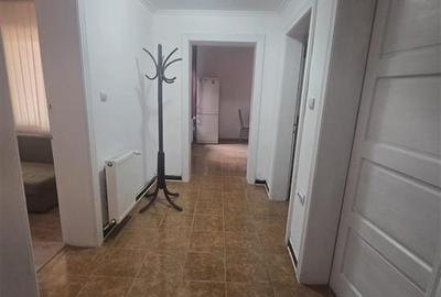 Duplex cu 3 camere cu Canalizare în Central - 15