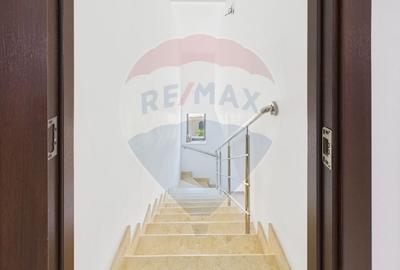 Duplex cu 4 camere de vanzare in zona Colentina - 23