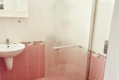 Garsonieră decomandată în UMT - 1