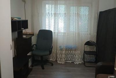 Garsonieră în Titan - 1