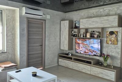 Apartament cu 3 camere decomandat în Exterior Vest - 1