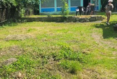 Casă cu Teren 1080 Mp în Petros - 4