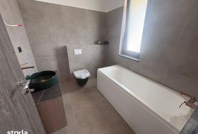 Casă cu 3 camere cu Teren 150 Mp în Central