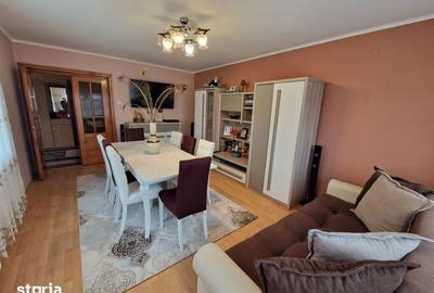 Casă cu 4 camere cu Teren 325 Mp în Central - 2