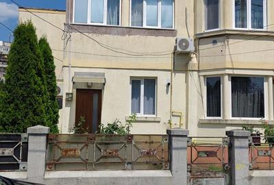 Casa, parter vila, demisol, central, zona linistita, proprietar Casa, parter vila, demisol, central, zona linistita, proprietar - 1