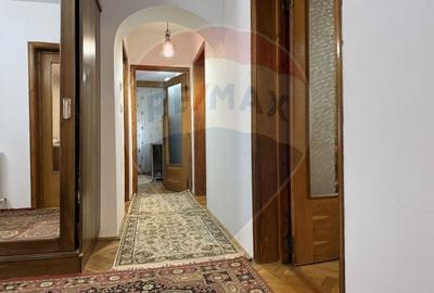 Apartament cu 3 camere decomandat, mobilat în Bistrița Lac - 12