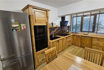 Casă cu 5 camere cu Teren 534 Mp în Central - 3