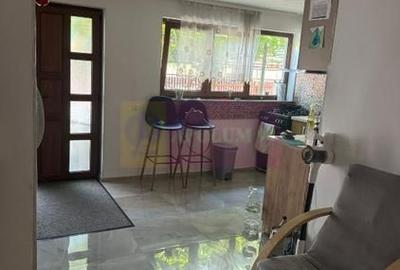 Casă cu 5 camere cu Canalizare în Tineretului - 6