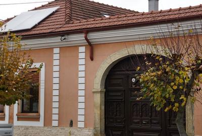 Casă cu 4 camere în Central - 8