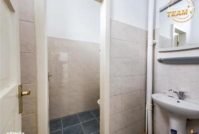 Spațiu comercial, de 566 mp, în Central - 18