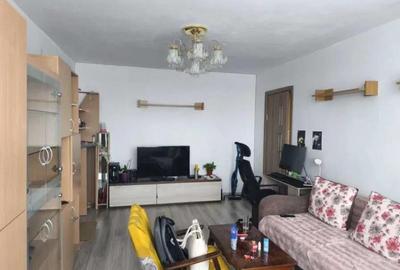 Apartament 2 camere, decomandat - zona Astra - 2