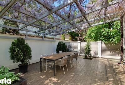 Casă cu 7 camere cu Teren 600 Mp în Central - 2