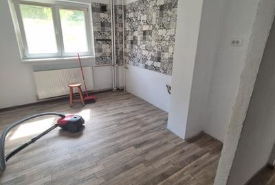 Apartament cu 3 camere de vânzare - Str. Fântânica, București - 3