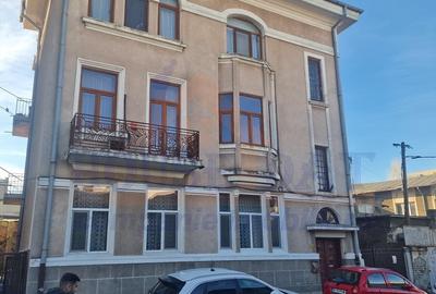 Vanzare apartament 3 camere in vila, 106 mp, etaj 1 - 5