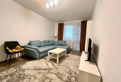Apartament cu 2 camere decomandat, mobilat în Tractorul - 1