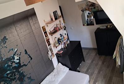 Unirii,la mansarda, decomandat,Amenajat CENTRALA TERMICA boxa,2 bai,Liber - 5