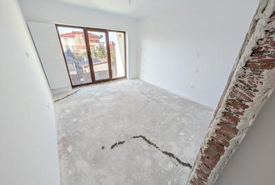 Apartament cu 4 camere decomandat în Otopeni - 8