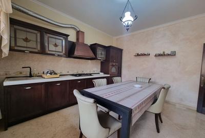 Casă individuală cu 6 camere cu Canalizare în Capitol - 13