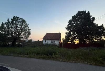 Casă cu 2 camere în Buteni