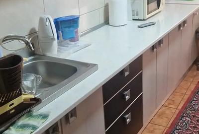 Inchiriez apartament 3 camere - 8