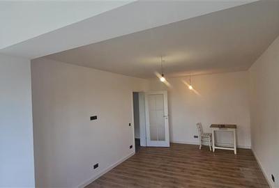 Apartament cu 2 camere decomandat în Titan - 28