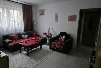 Vand apartament 2 camere Florilor - 4