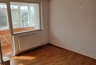 Apartament de vanzare - 2