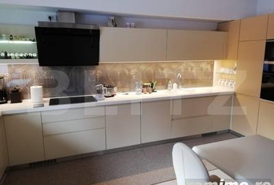 Casă cu 8 camere cu Teren 1545 Mp în Central - 3