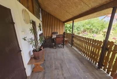 Casă cu 2 camere cu Teren 2500 Mp în Central - 9