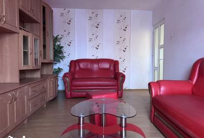 Apartament cu 3 camere decomandat în Micro 11 - 2