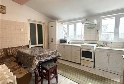 Casă individuală cu 10 camere cu Canalizare în Faleza Nord - 16