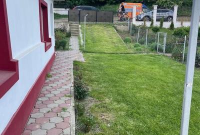 Casă cu 3 camere cu Teren 1366 Mp în Mărgineni - 6