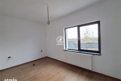 Casă cu 4 camere cu Teren 500 Mp în Valea Lupului - 2
