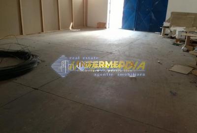 Spațiu industrial, de 200 mp, în Industrială - 1