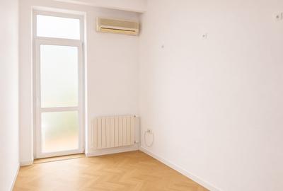 Casă individuală cu 9 camere cu Canalizare în P-ța Dorobanți - 17
