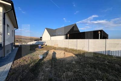 Casă cu 7 camere cu Teren 1000 Mp în Rediu - 2