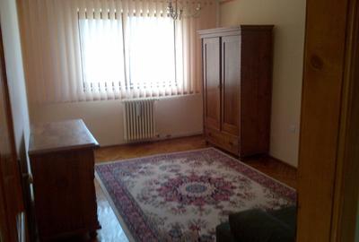 Apartament cu 2 camere decomandat în Central - 4