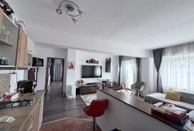 Apartament cu 3 camere decomandat în Central - 1