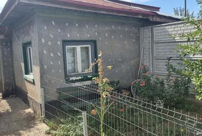 Casă cu 4 camere cu Teren 224 Mp în Central